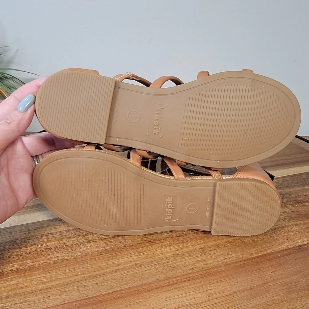 Kidpik Gold Stars Gladiator Sandals Size 1
